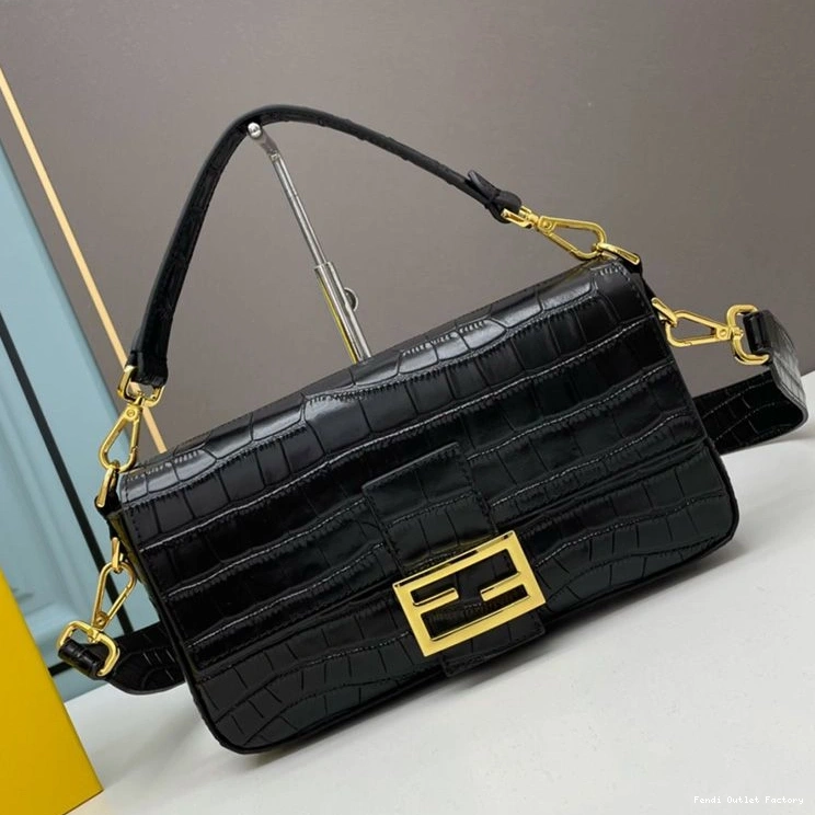 Affordable HOT Leather Crocodile Baguette Medium Black Bag Fendi In 0802